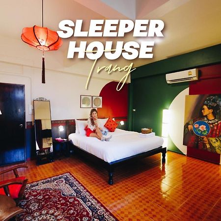 Sleeper House Hotel Транг Екстериор снимка