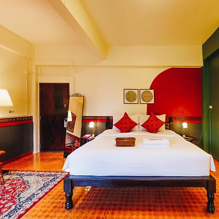 Sleeper House Hotel Транг Екстериор снимка